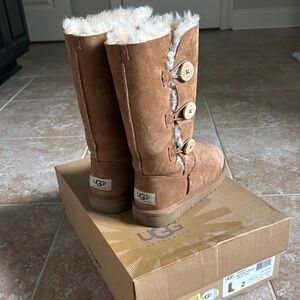 UGG Chestnut Triple Button Shearling Boots